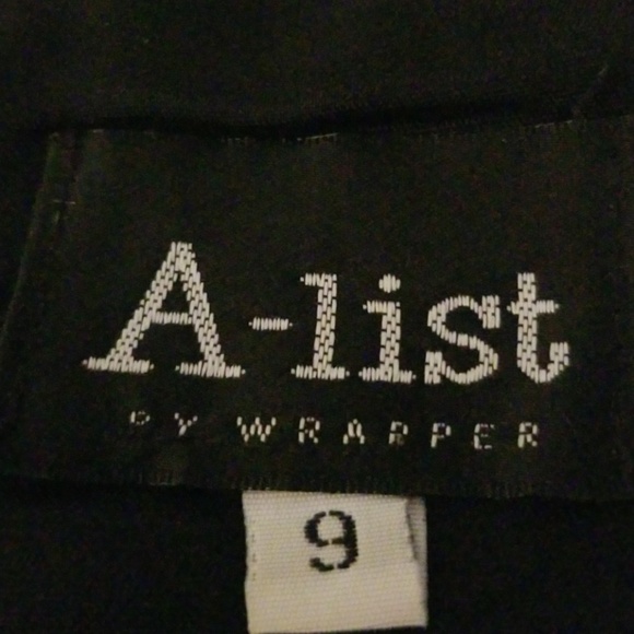 Dress - Picture 3 of 3